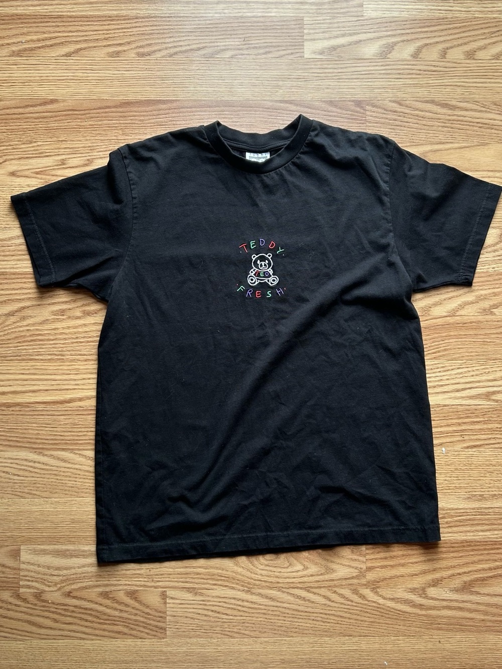Teddy Fresh 100% cotton t-shirt size medium